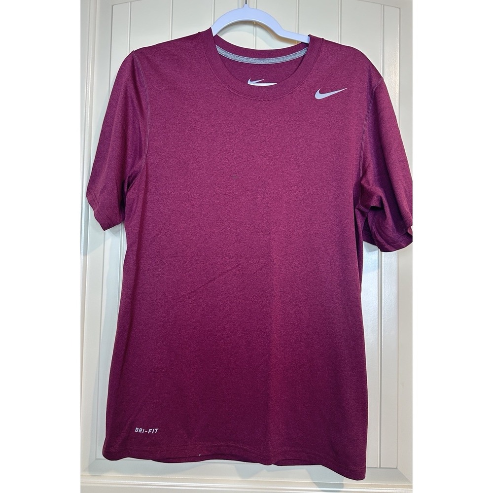 NIKE Dri-FIT red short sleeve t-shirt sz S gym workout casual athletic